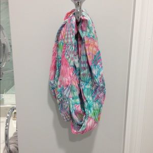 Kids infinity scarf- lily pulitzer